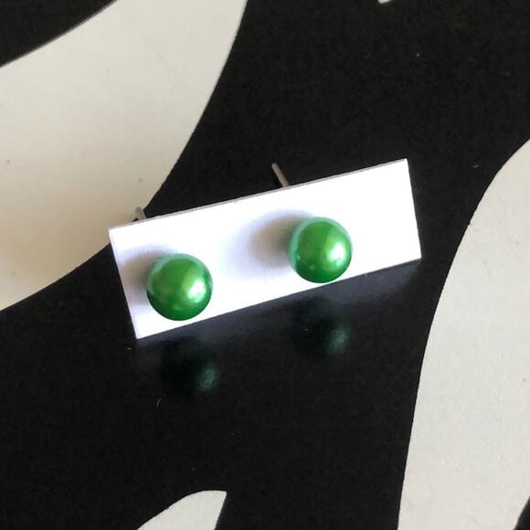 4 for $20 Small Green Ball Stud Earrings - Picture 1 of 3